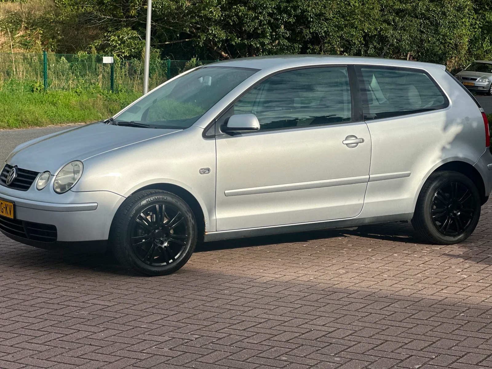 Volkswagen Polo (2003) — foto 1