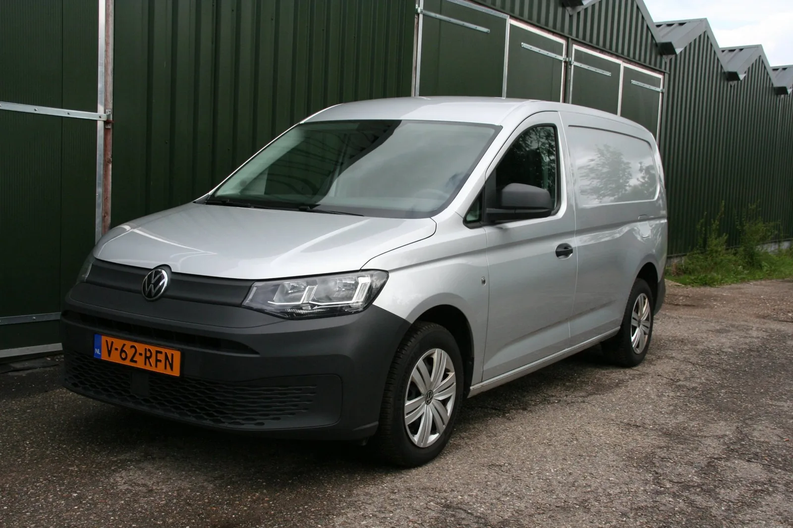 Volkswagen Caddy (2023) — foto 1