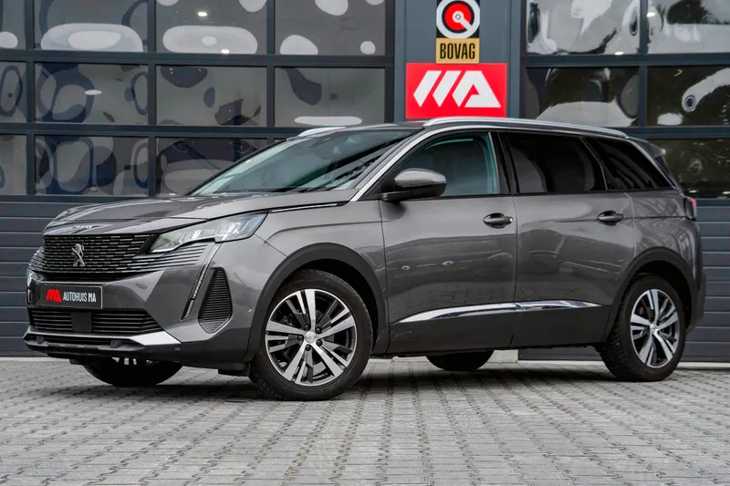 Peugeot 5008 (2021)