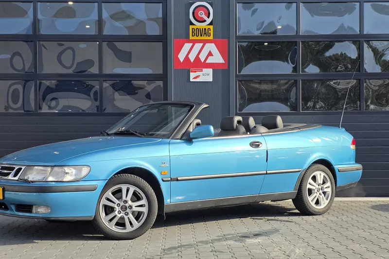Saab 9-3 (2000)