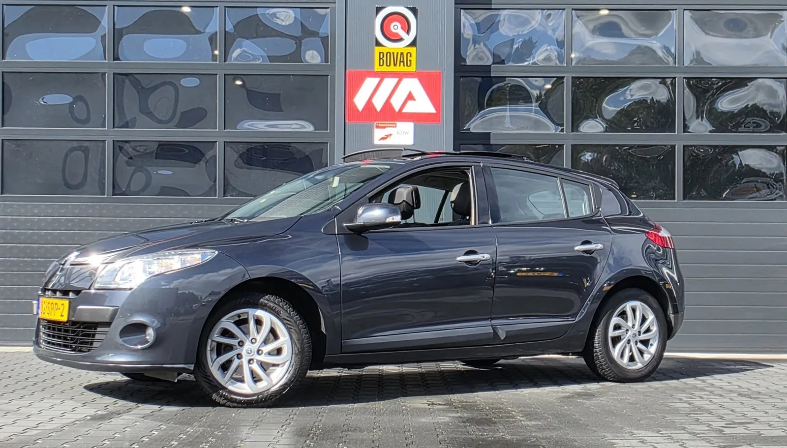 Renault Mégane (2011) — foto 1
