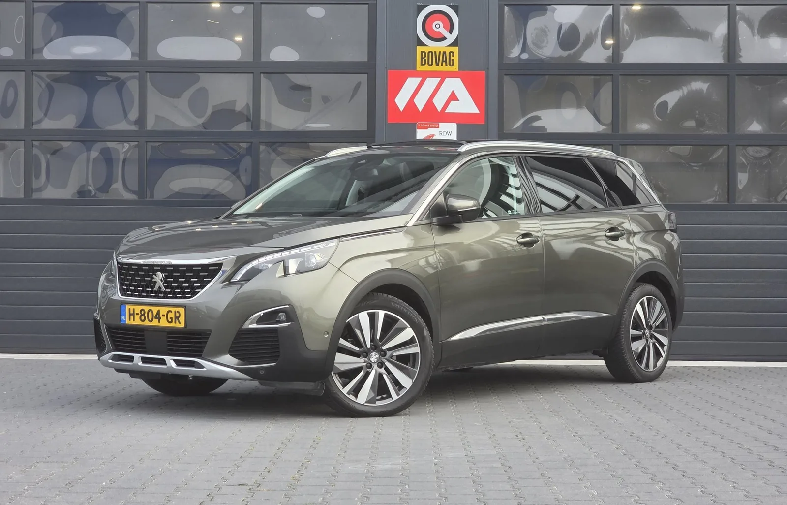 Peugeot 5008 (2020) — foto 1