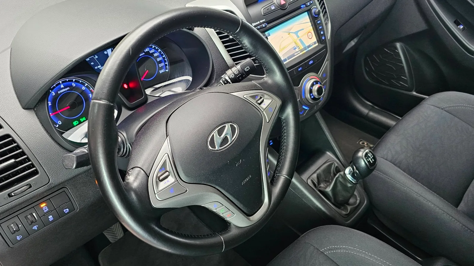 Hyundai ix20 (2016) — foto 1