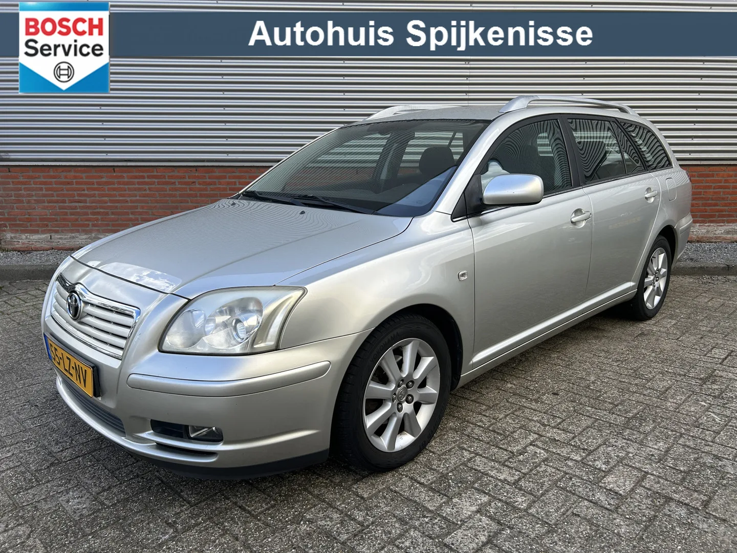 Toyota Avensis (2003) — foto 1