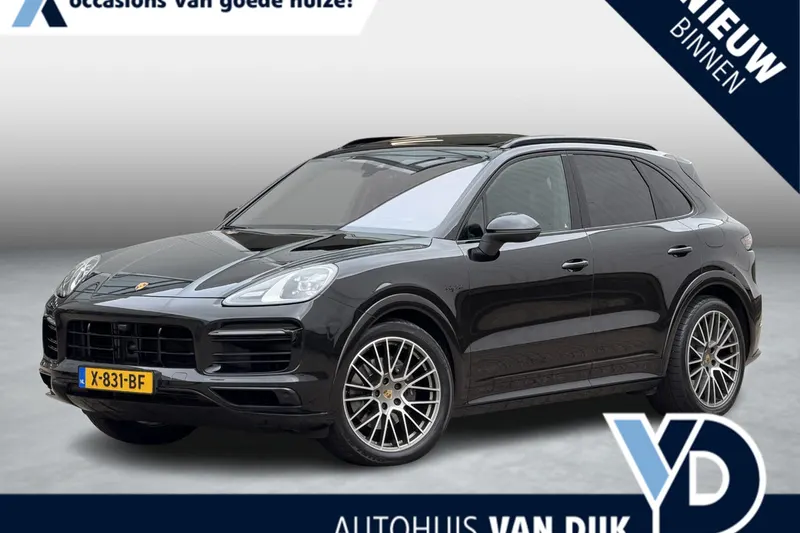 Porsche Cayenne (2023)