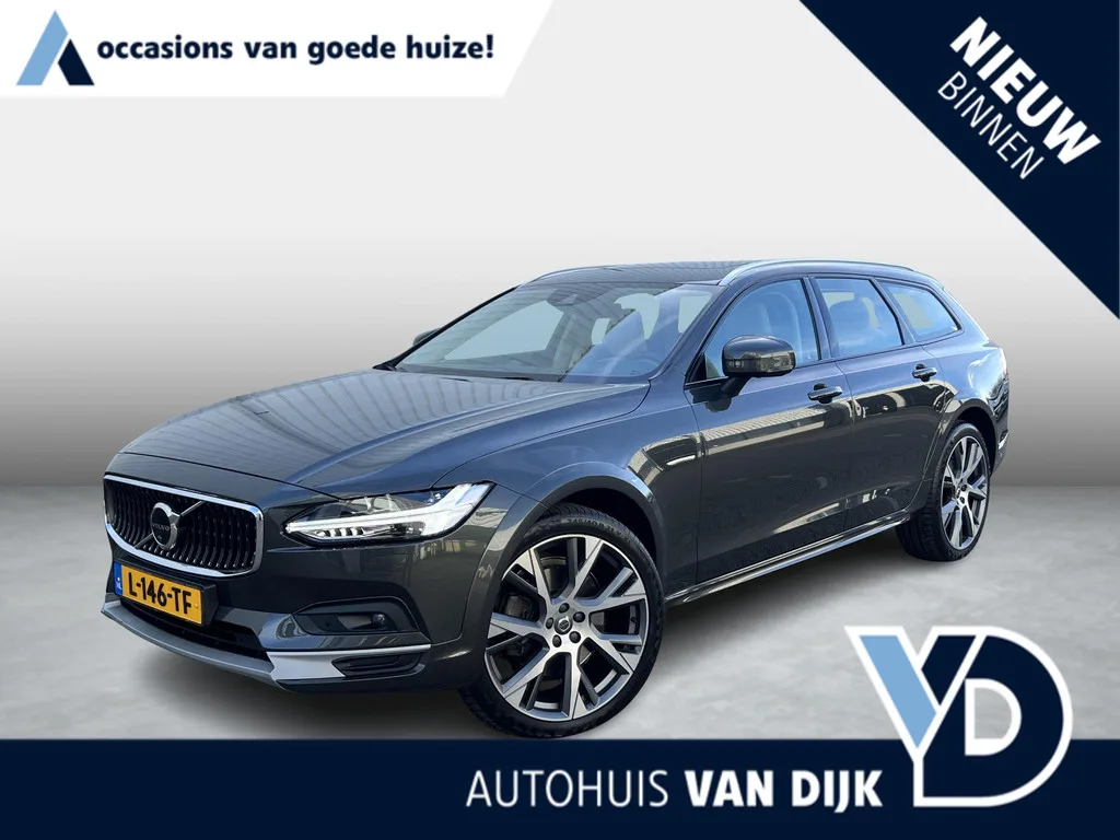 Volvo V90 Cross Country (2021) — foto 1