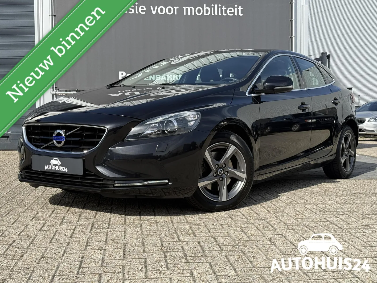 Volvo V40 (2014) — foto 1