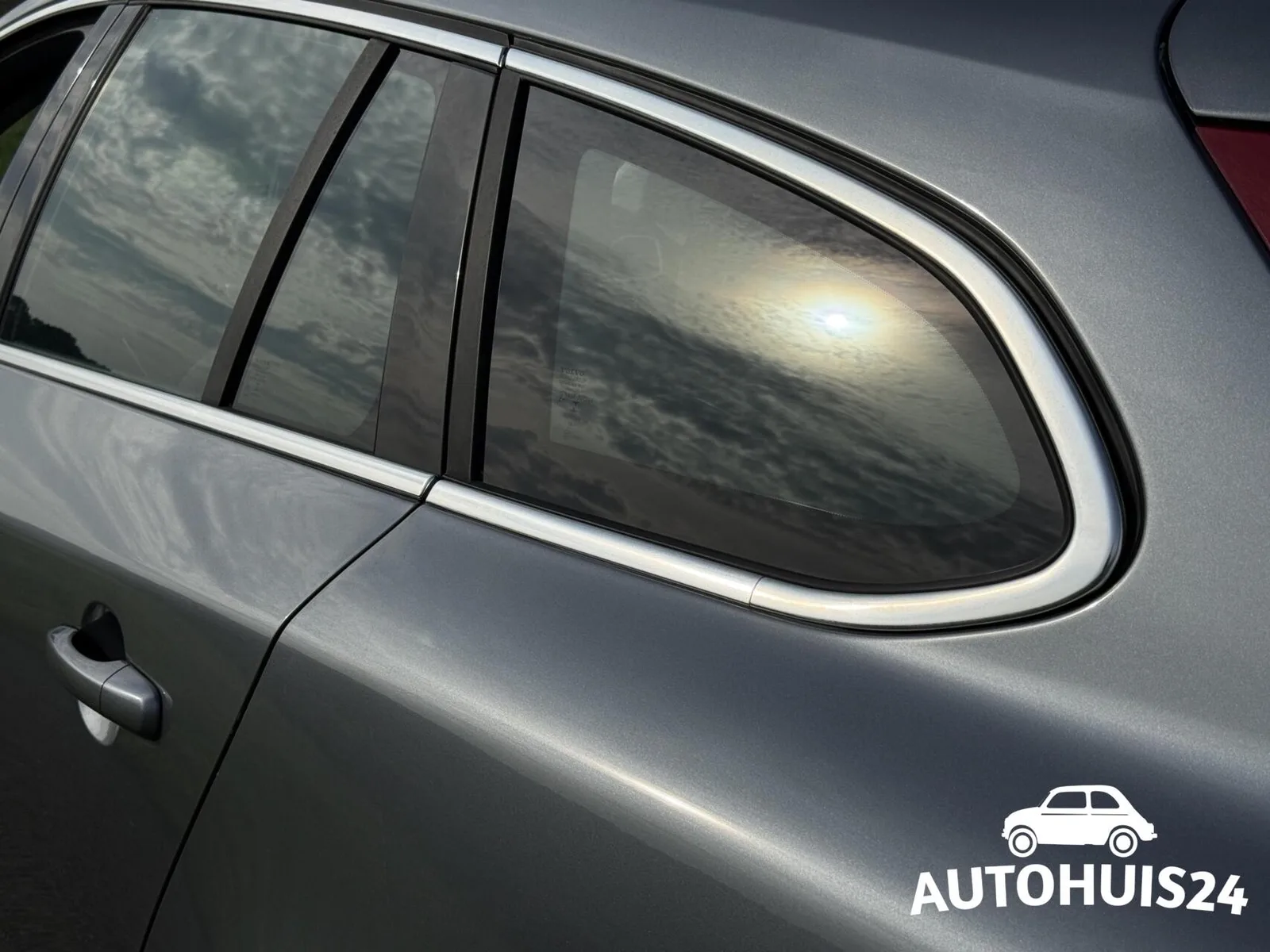 Volvo V60 (2017) — foto 1