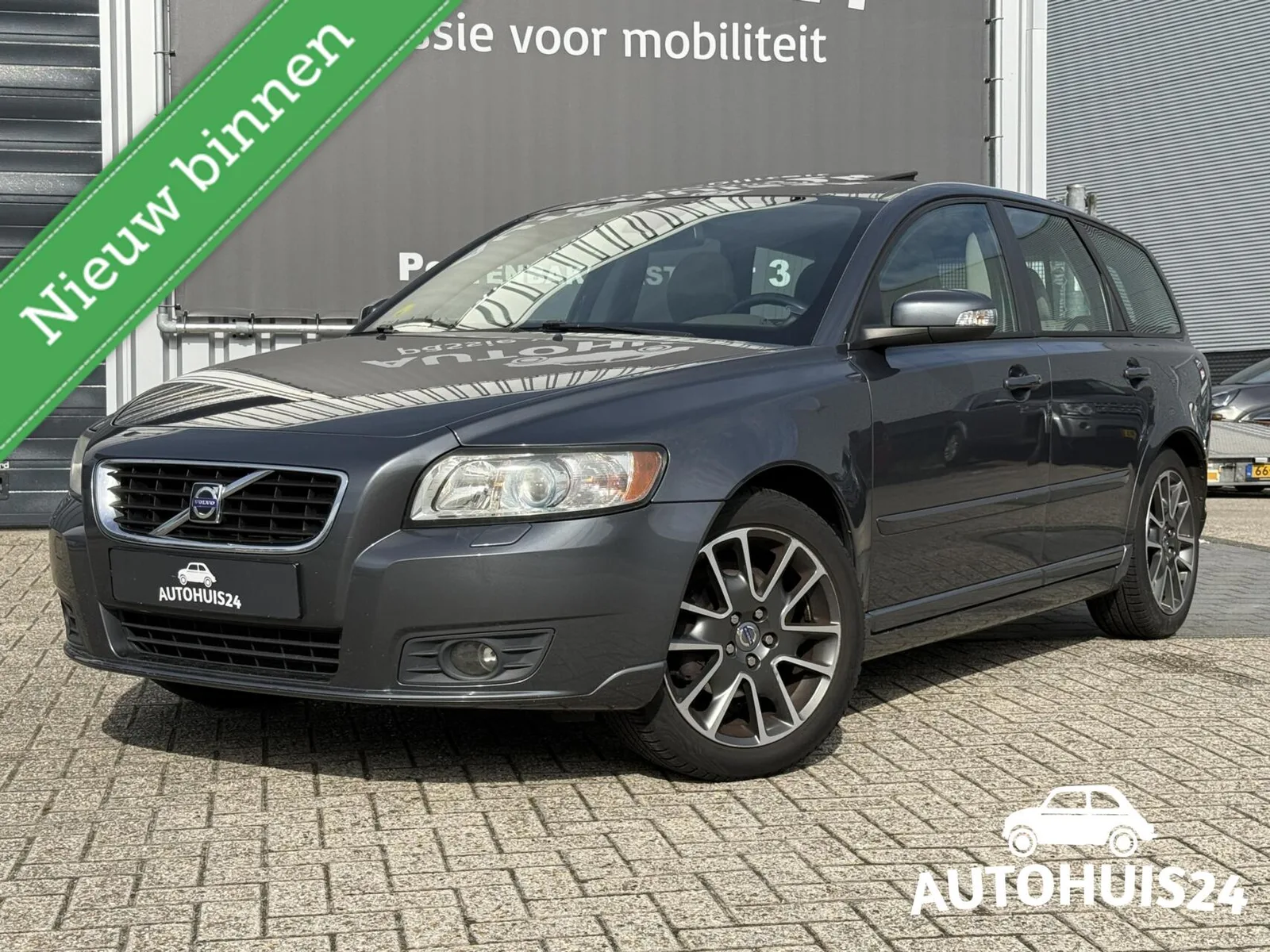 Volvo V50 (2009) — foto 1