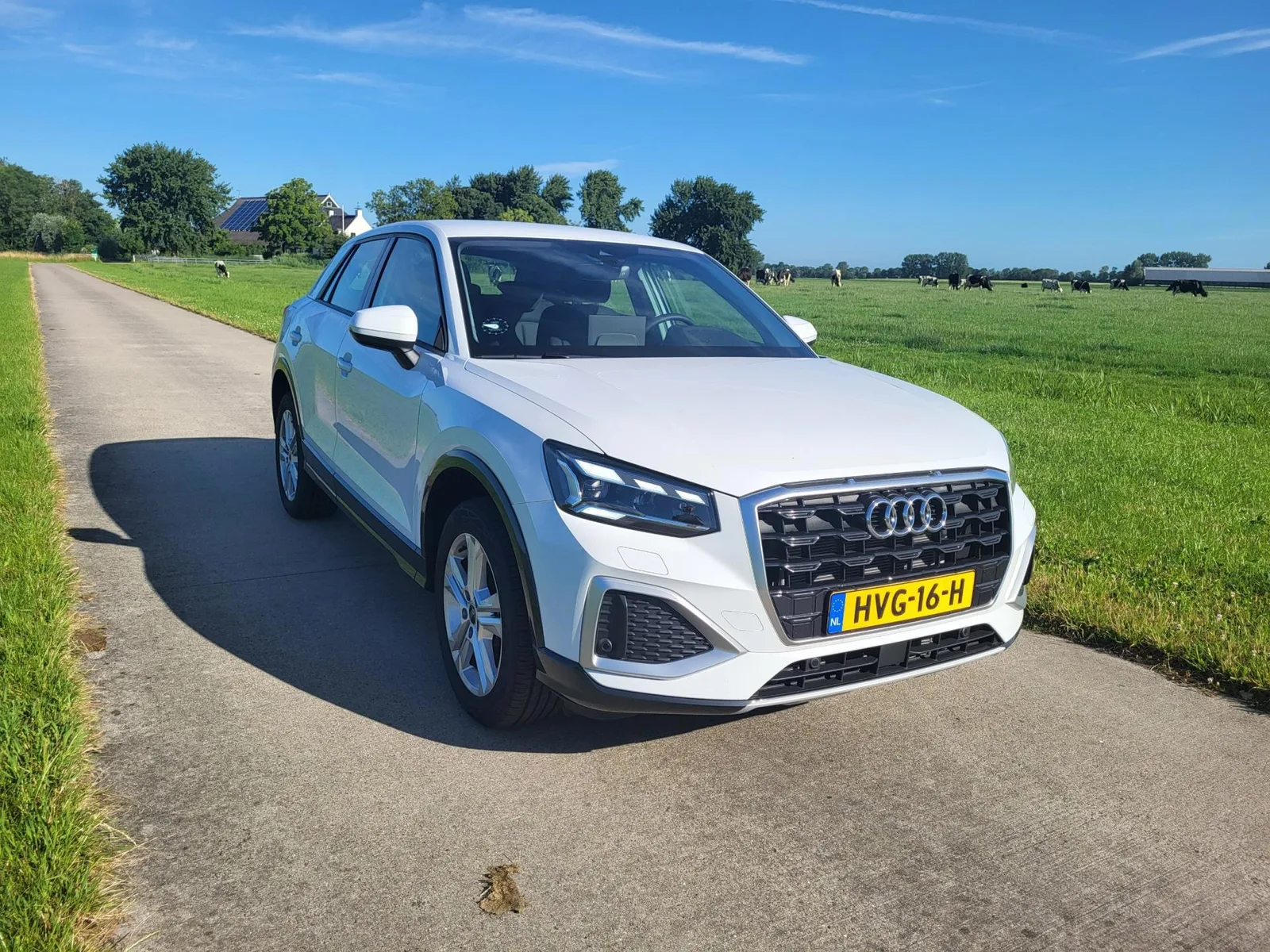 Audi Q2 (2025) — foto 1