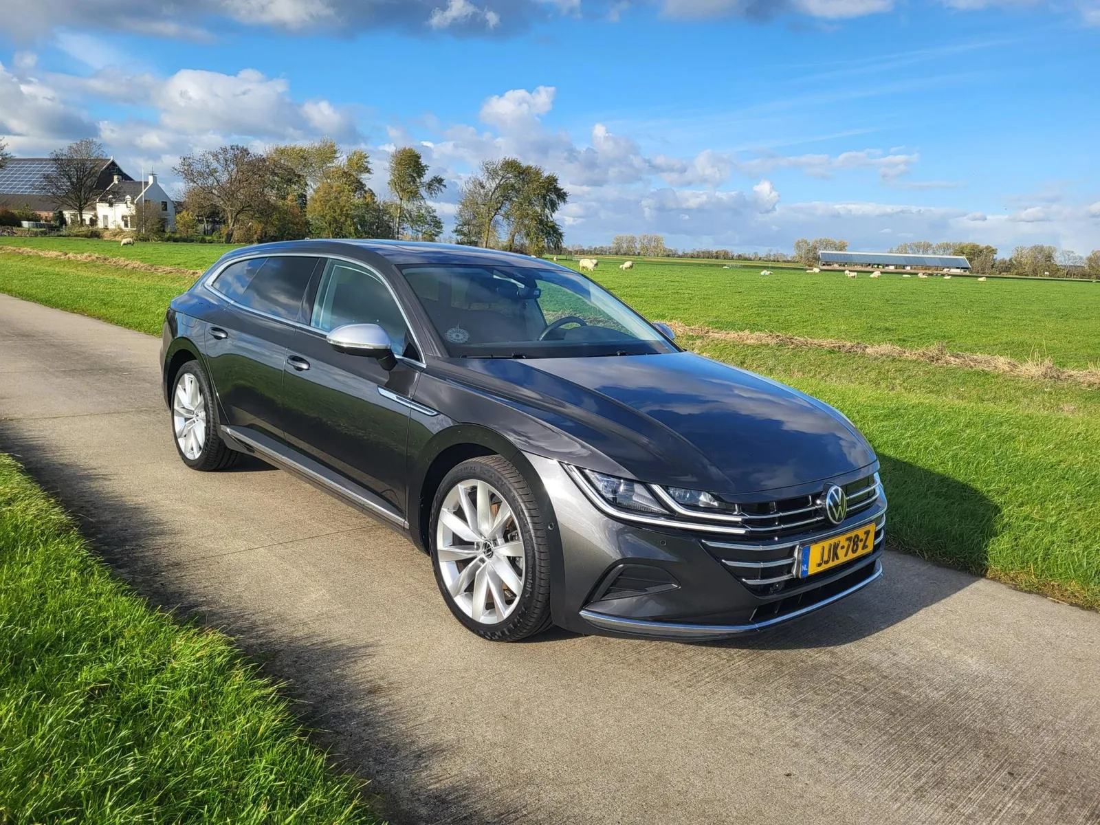 Volkswagen Arteon Shooting Brake (2022) — foto 1