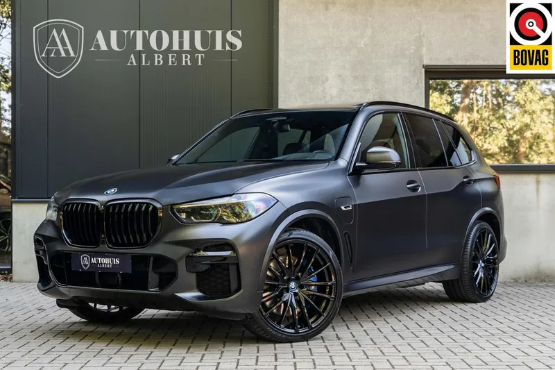 BMW X5 (2022)