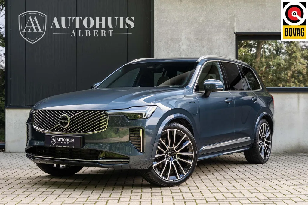 Volvo XC90 (2025) — foto 1
