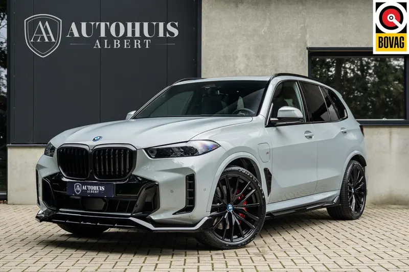 BMW X5 (2024)