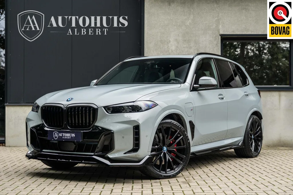 BMW X5 (2024) — foto 1