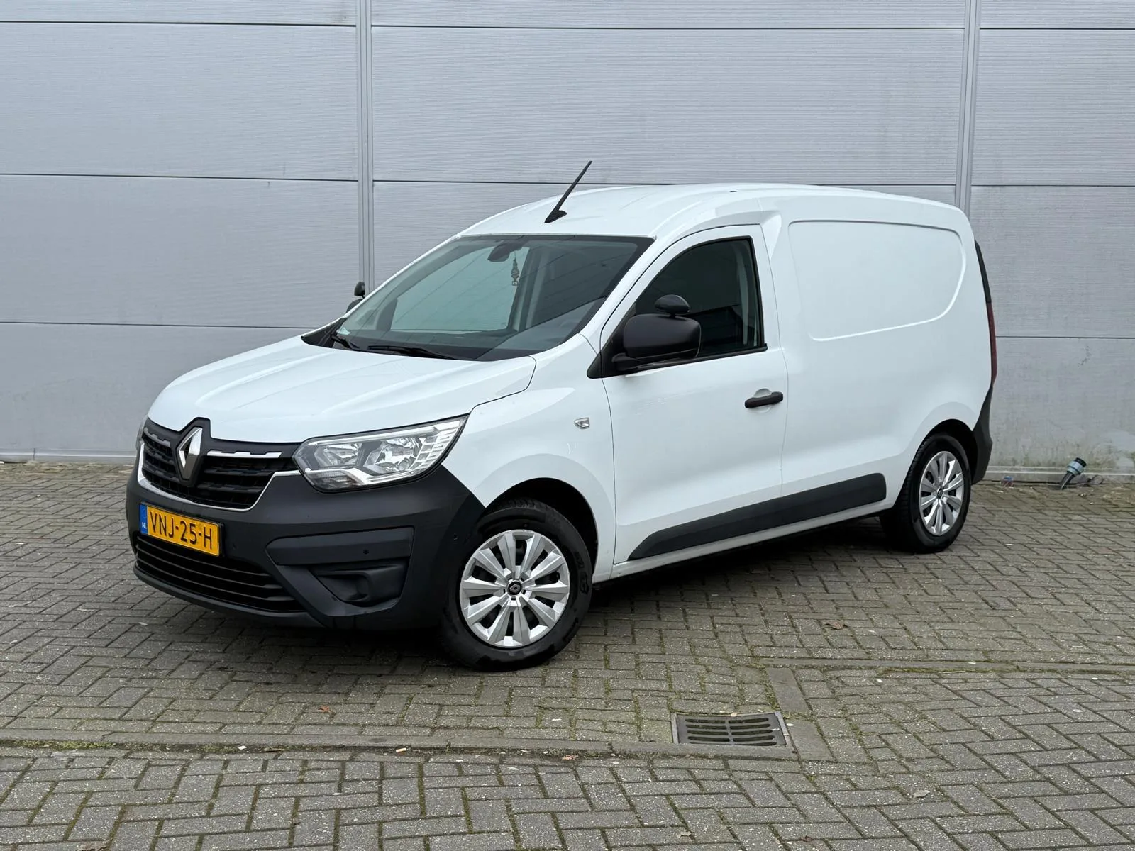 Renault Express (2021) — foto 1