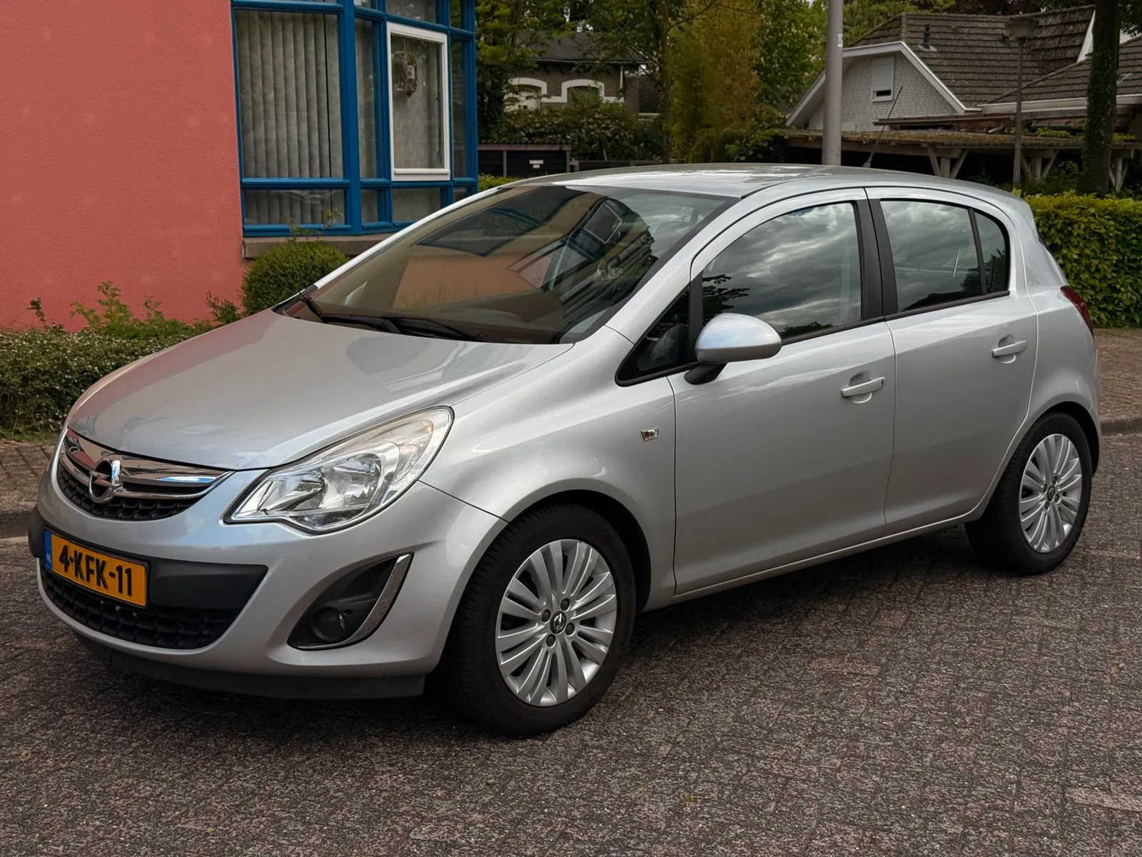 Opel Corsa (2013) — foto 1