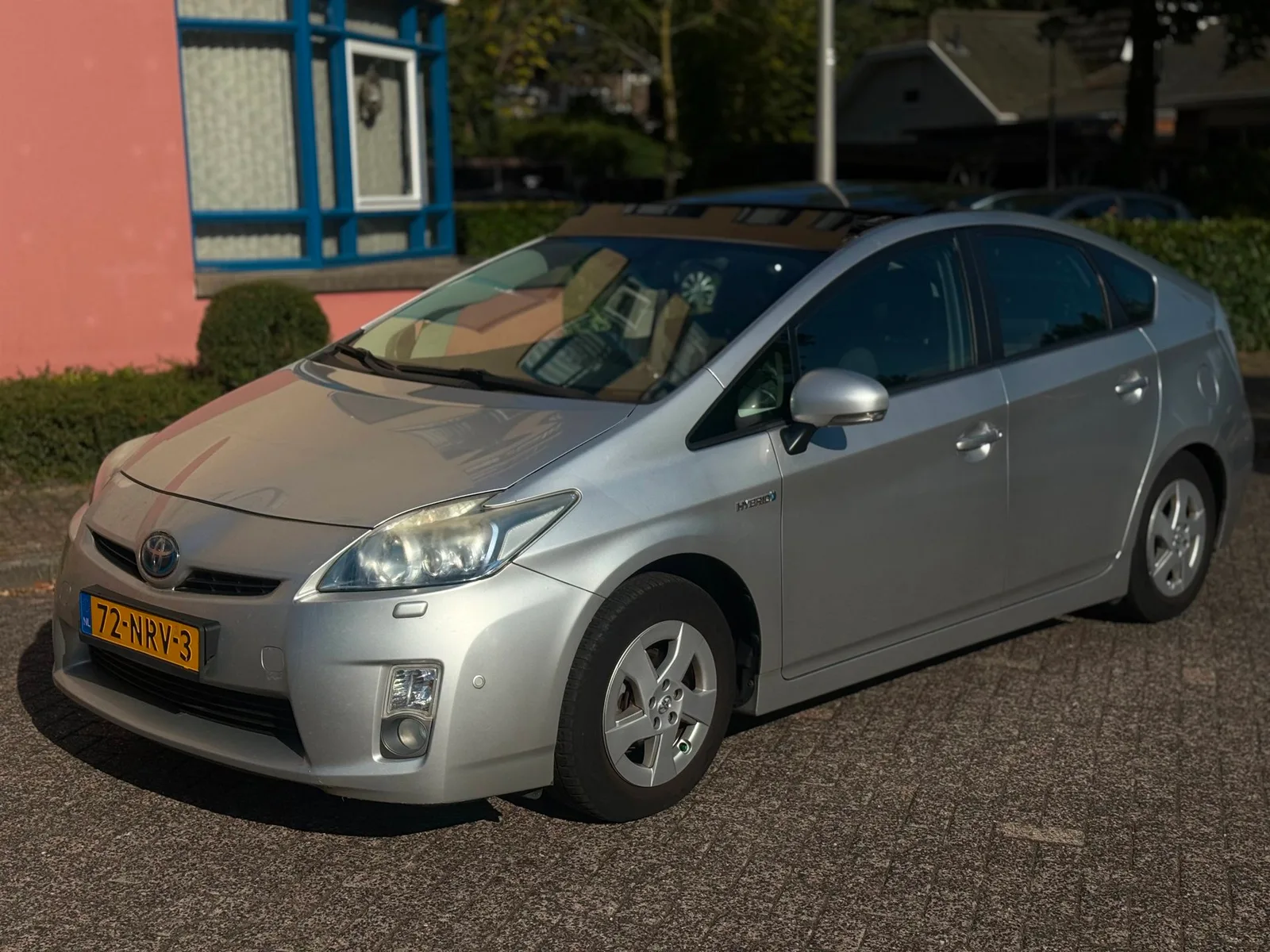 Toyota Prius (2010) — foto 1