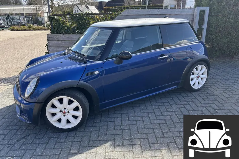 MINI Cooper (2002)