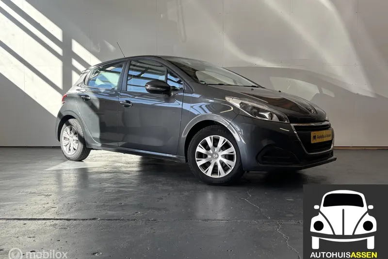 Peugeot 208 (2017)