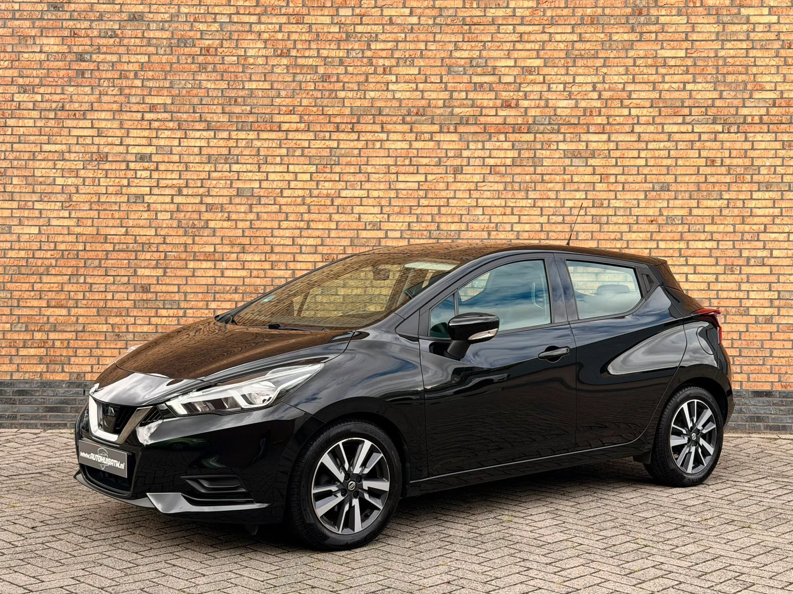 Nissan Micra (2017) — foto 1