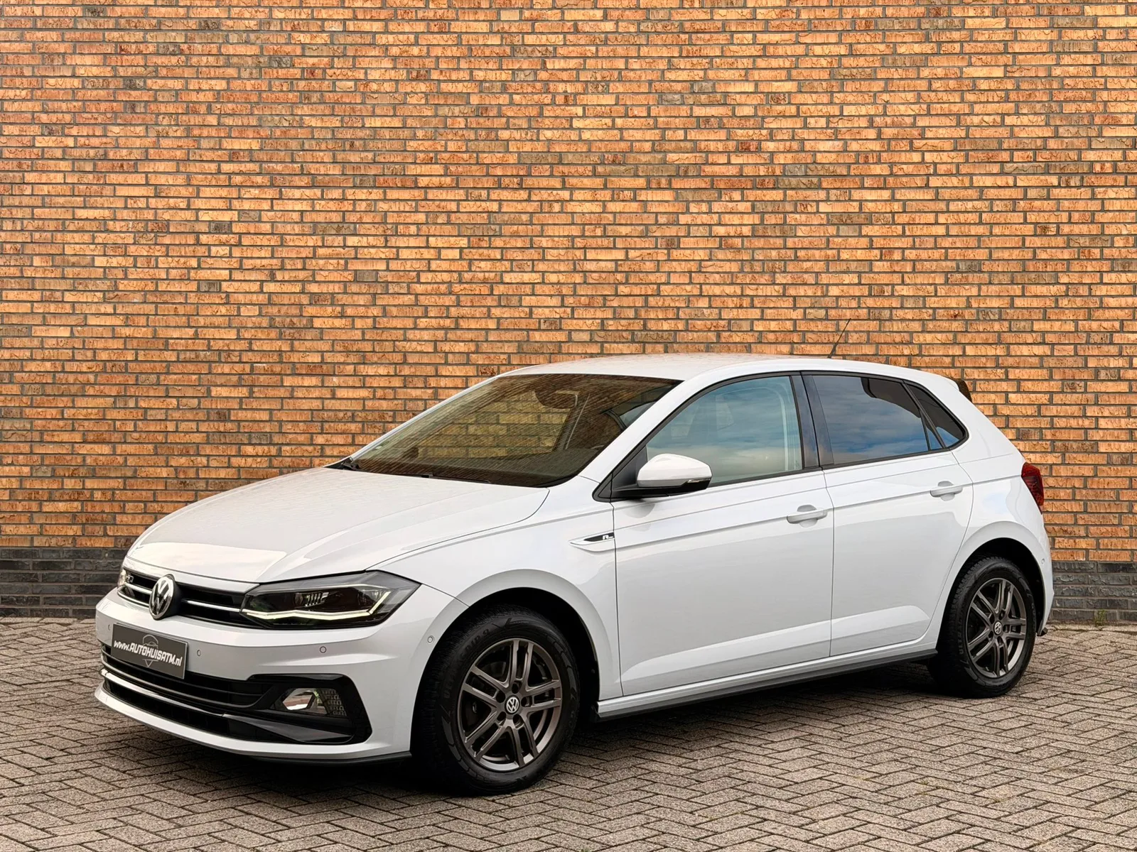 Volkswagen Polo (2018) — foto 1