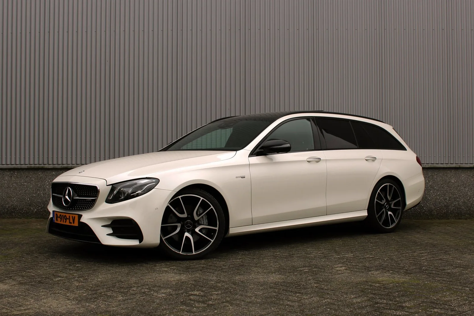Mercedes-Benz E-Klasse (2017) — foto 1