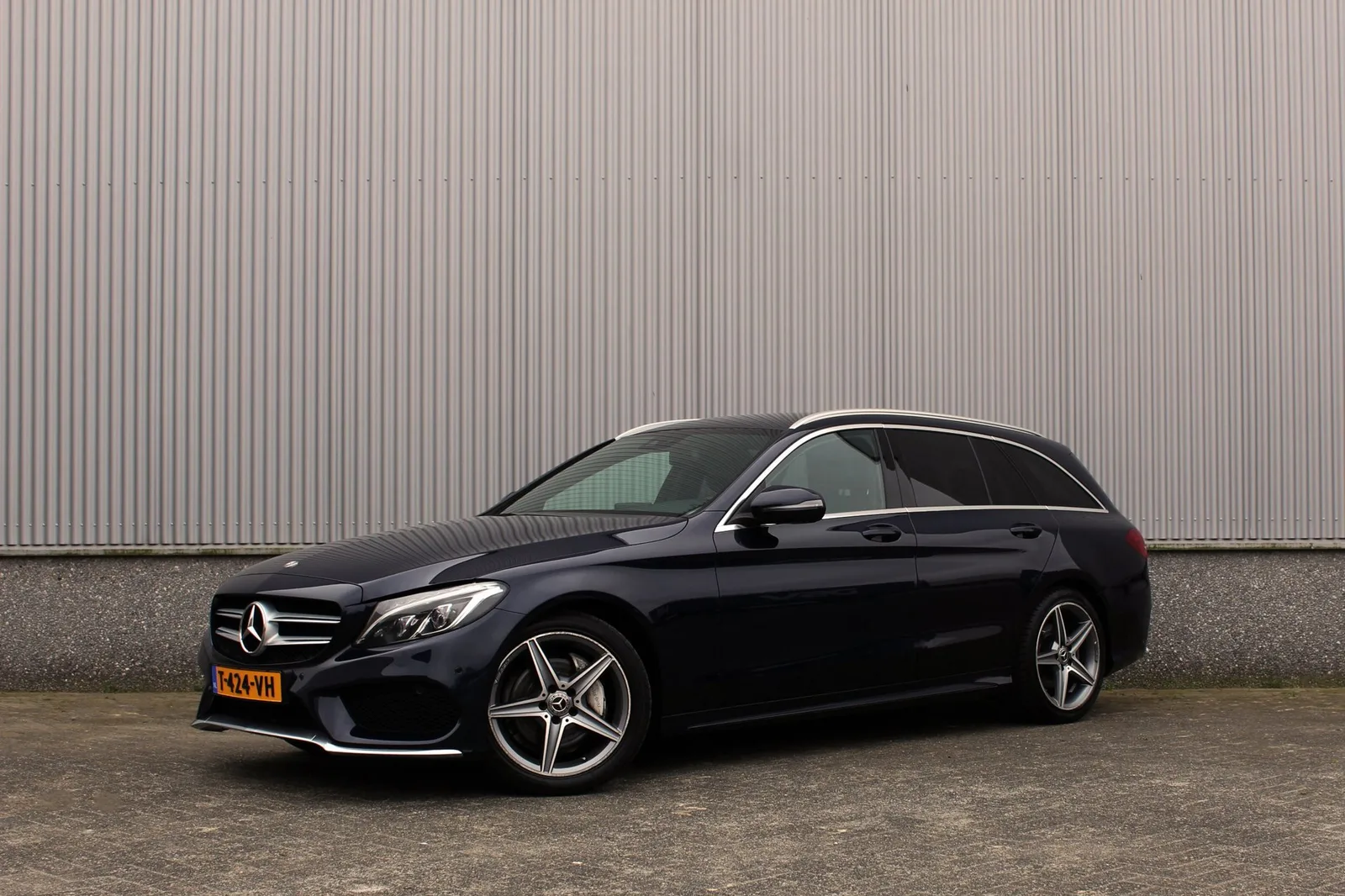 Mercedes-Benz C-Klasse (2017) — foto 1