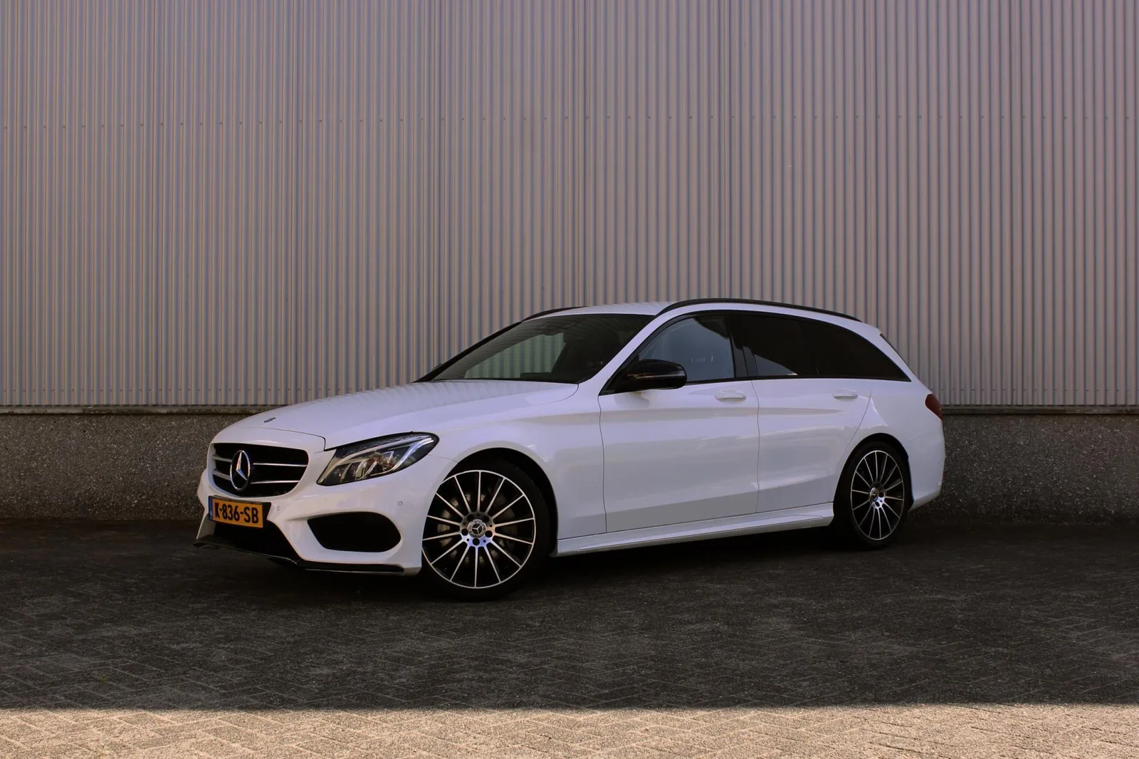 Mercedes-Benz C-Klasse (2015) — foto 1