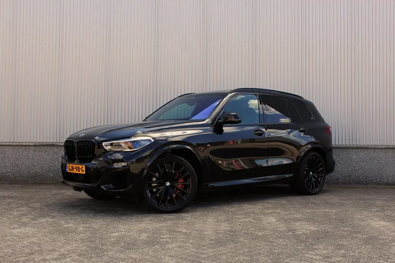 BMW X5 (2021)