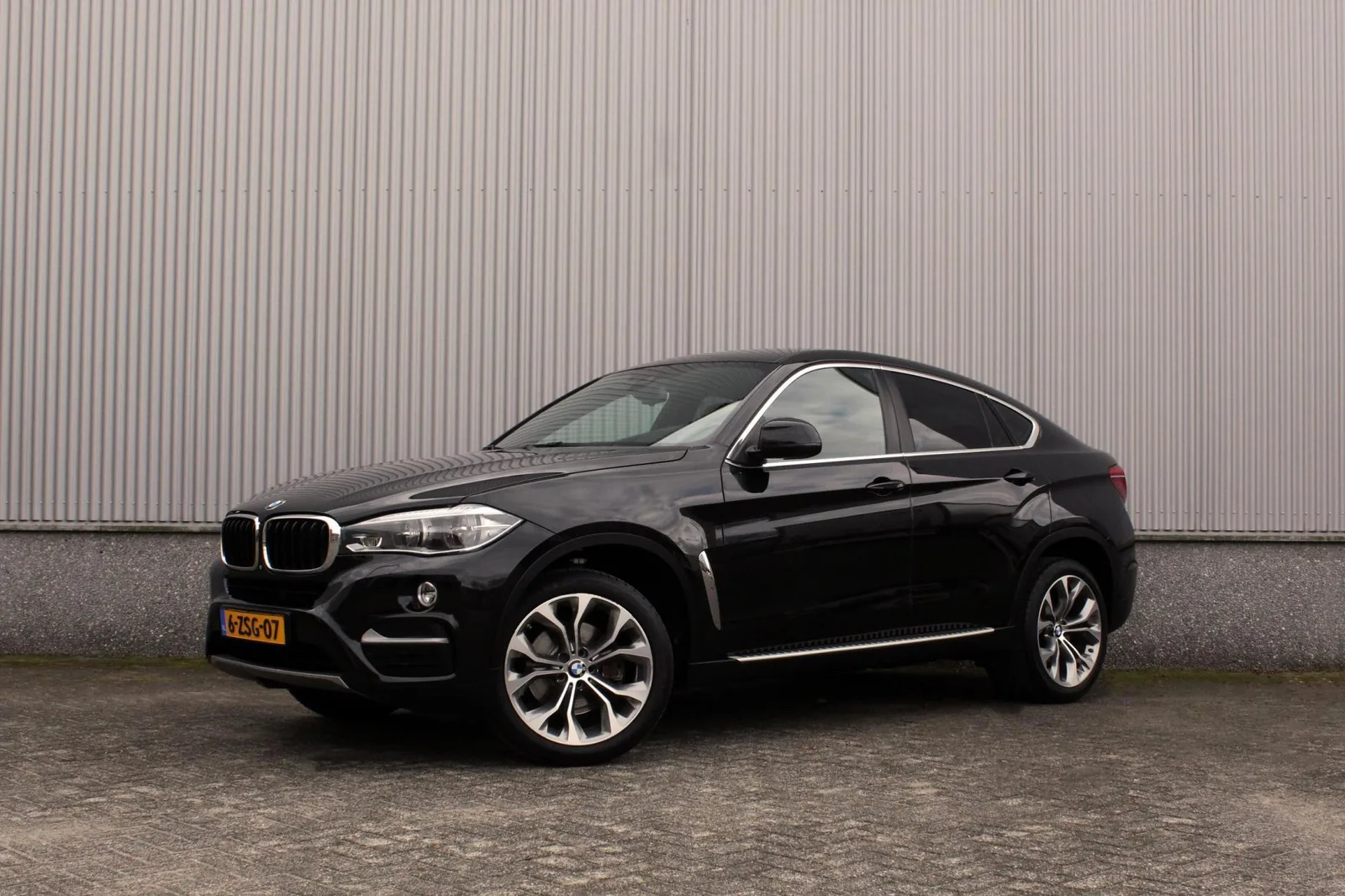 BMW X6 (2015) — foto 1