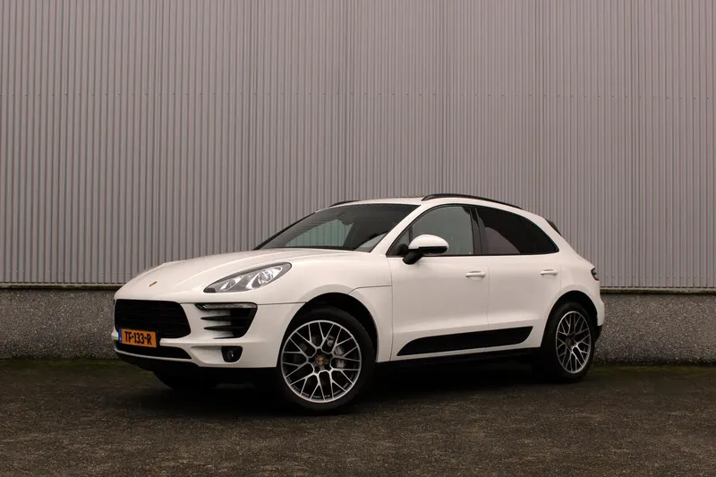 Porsche Macan (2015)