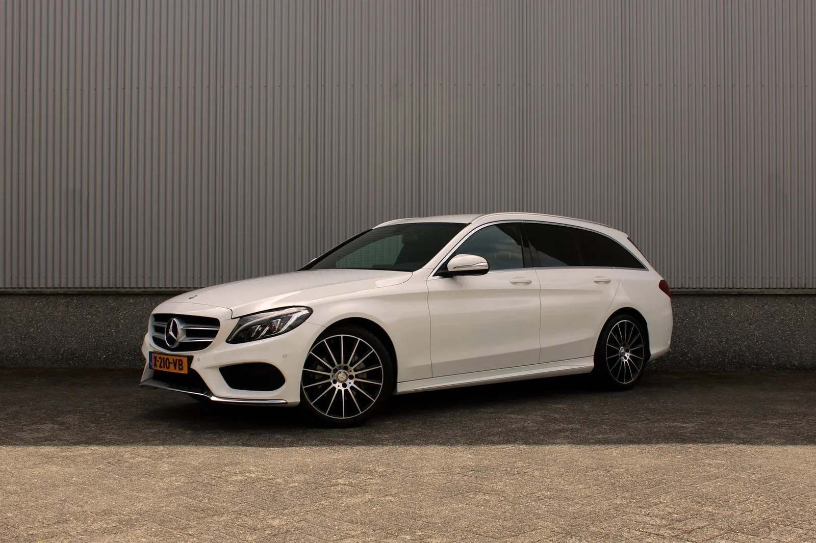 Mercedes-Benz C-Klasse (2014) — foto 1