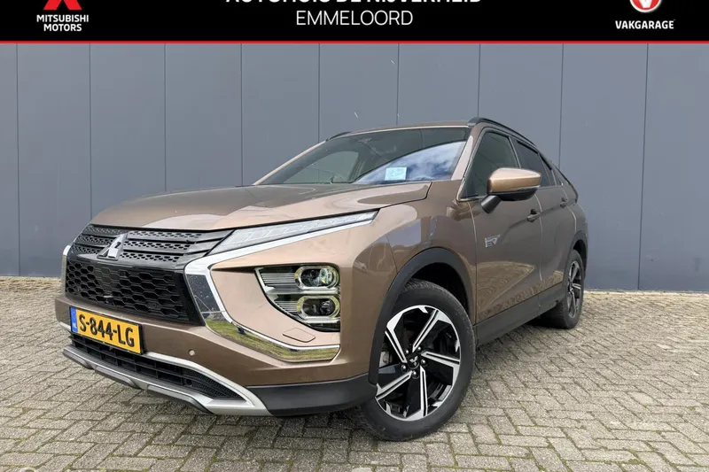 Mitsubishi Eclipse Cross (2022)