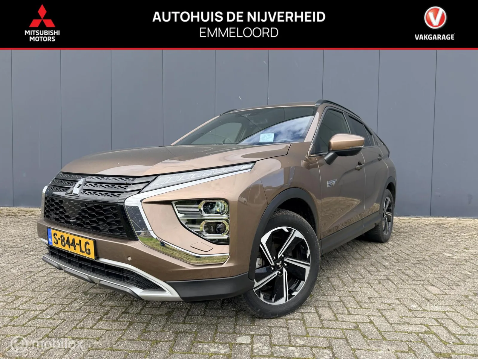 Mitsubishi Eclipse Cross (2022) — foto 1
