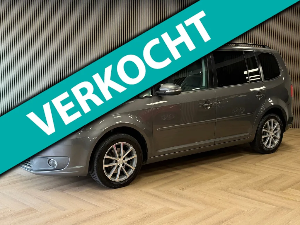 Volkswagen Touran (2011) — foto 1