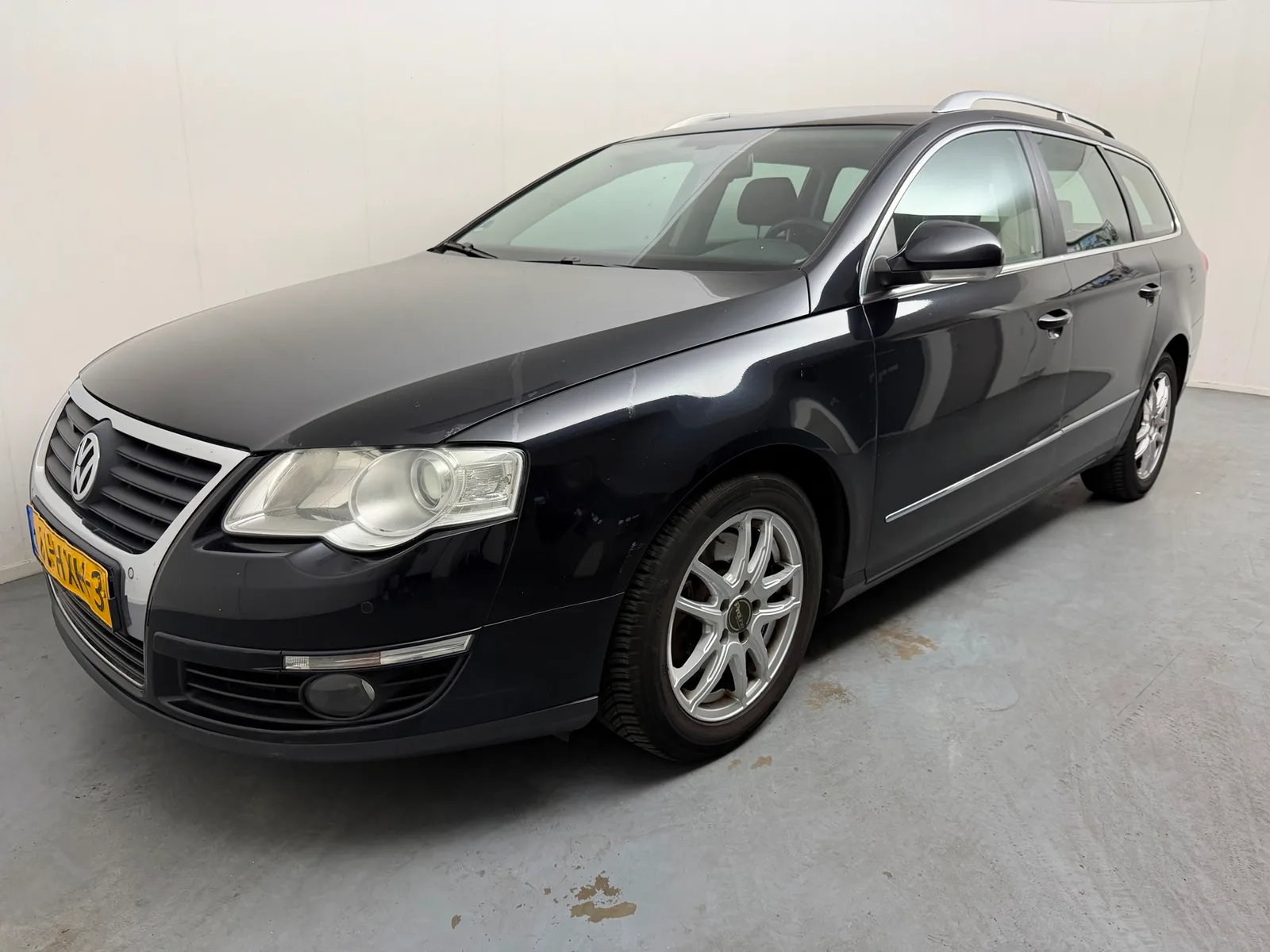 Volkswagen Passat (2009) — foto 1