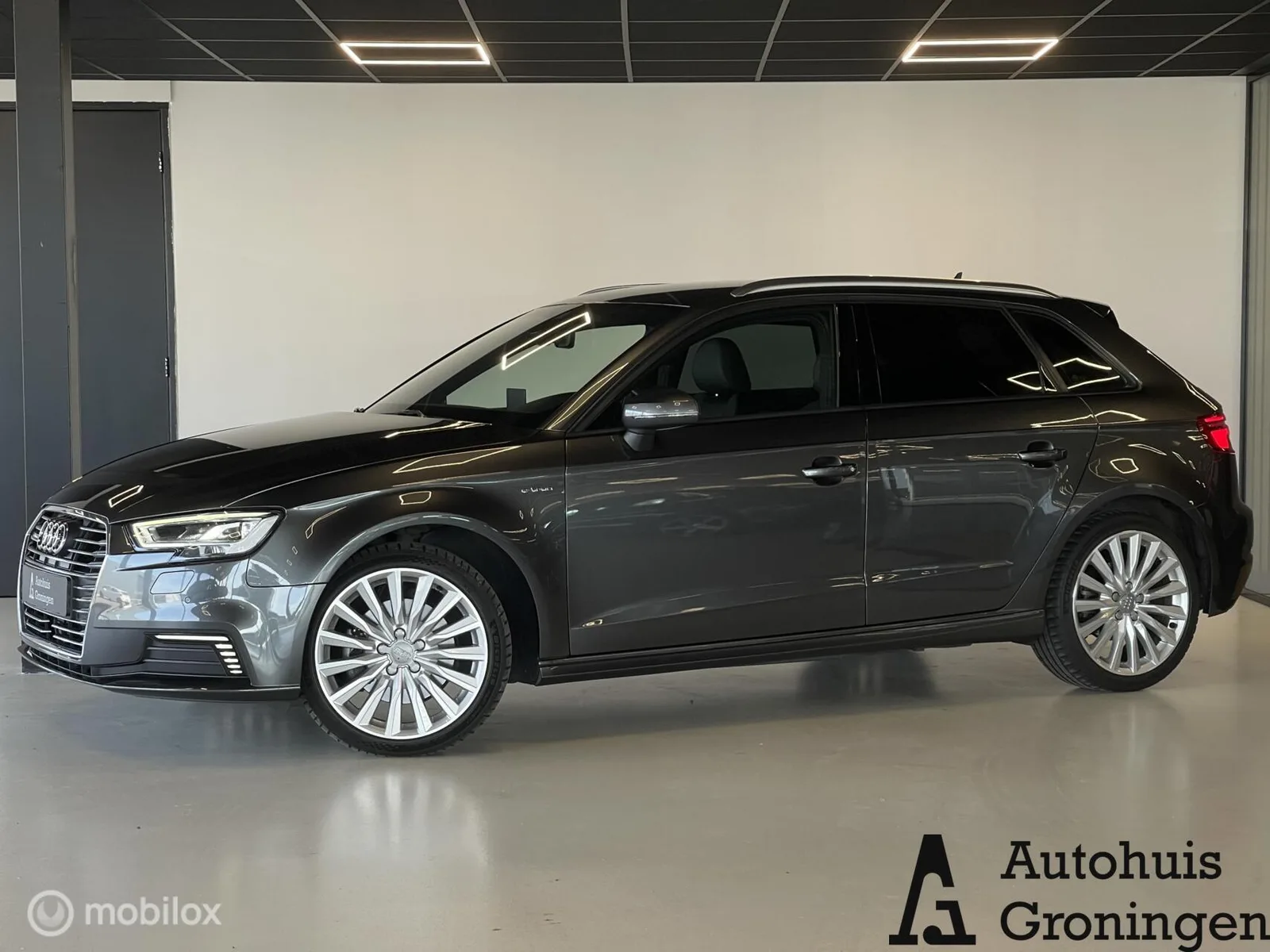 Audi A3 (2018) — foto 1