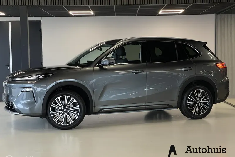 Geely Starray EM-i (2026)