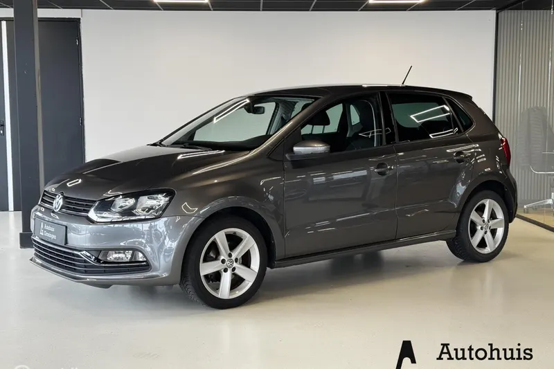 Volkswagen Polo (2015)