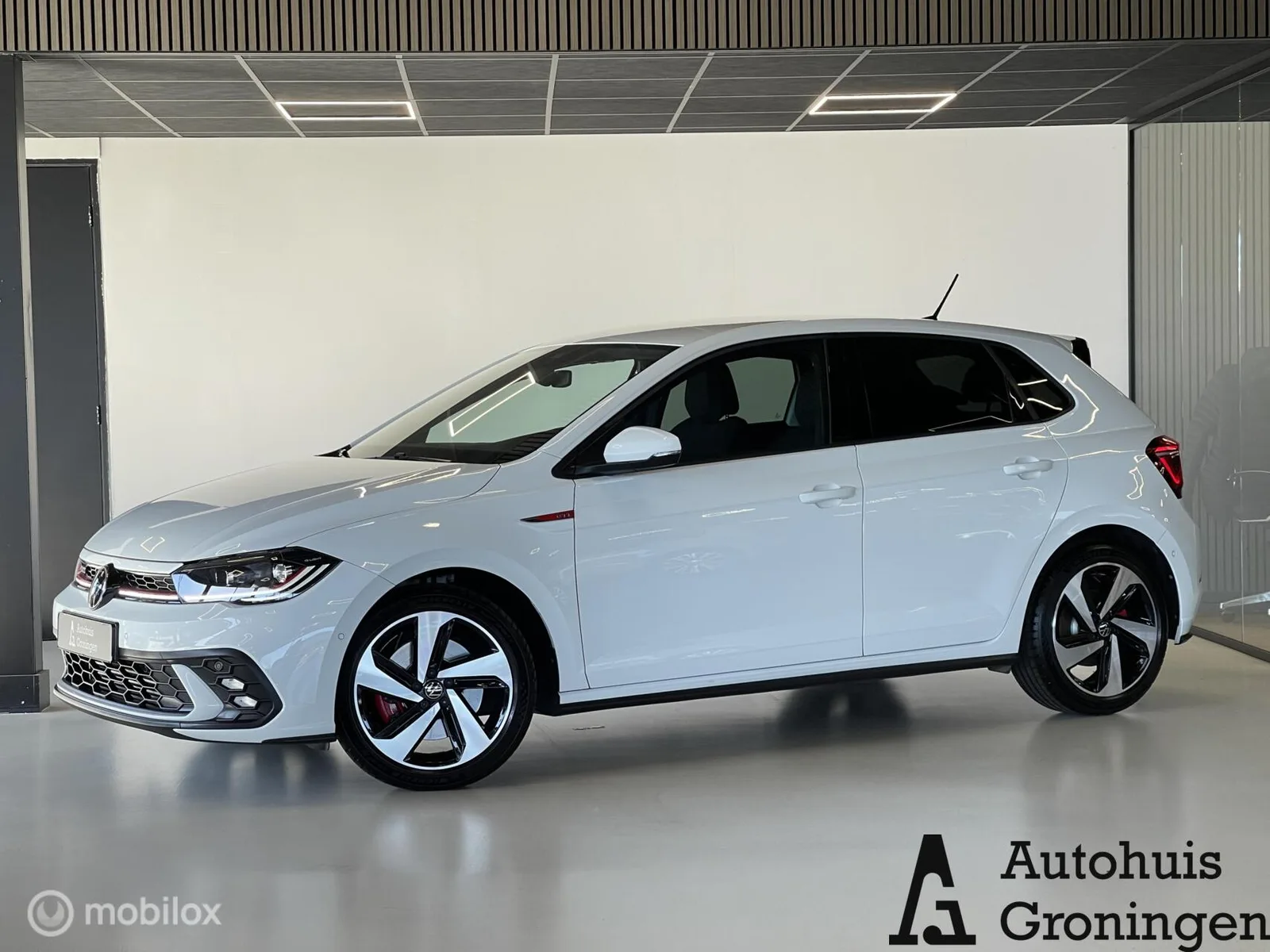 Volkswagen Polo (2024) — foto 1