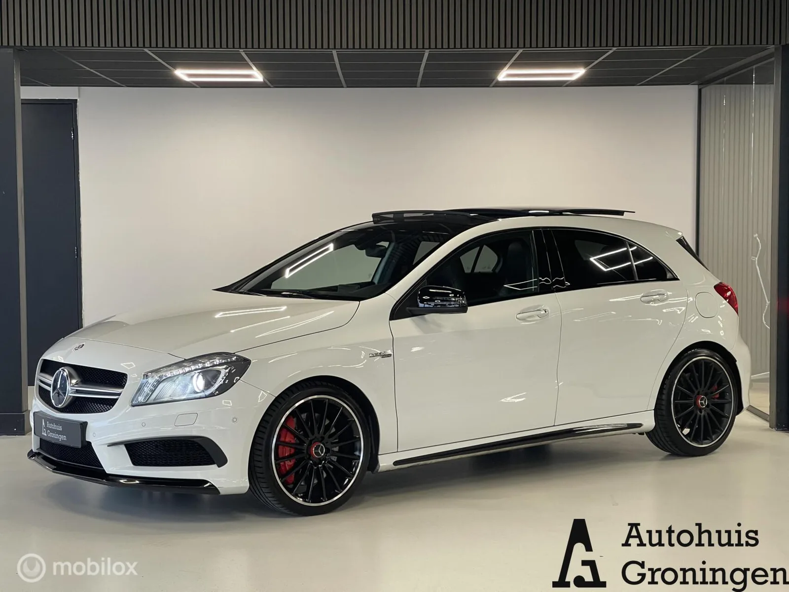 Mercedes-Benz A-Klasse (2015) — foto 1