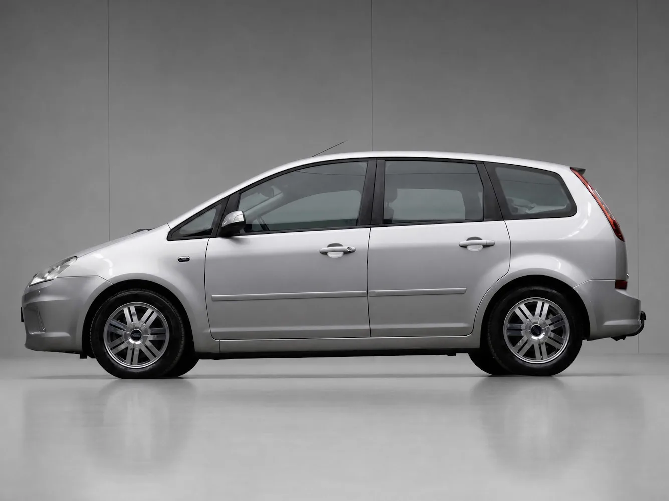 Ford C-Max (2008) — foto 1