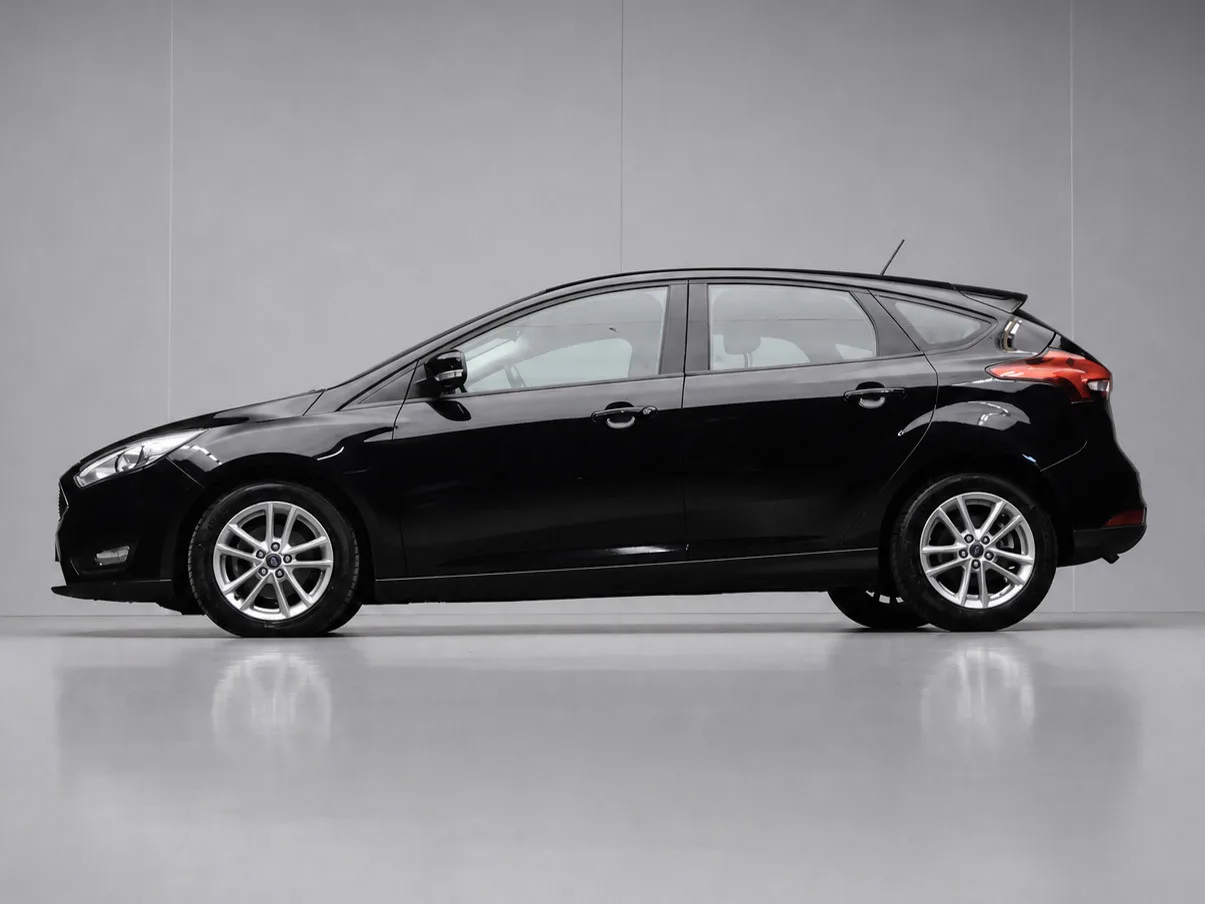 Ford Focus (2018) — foto 1