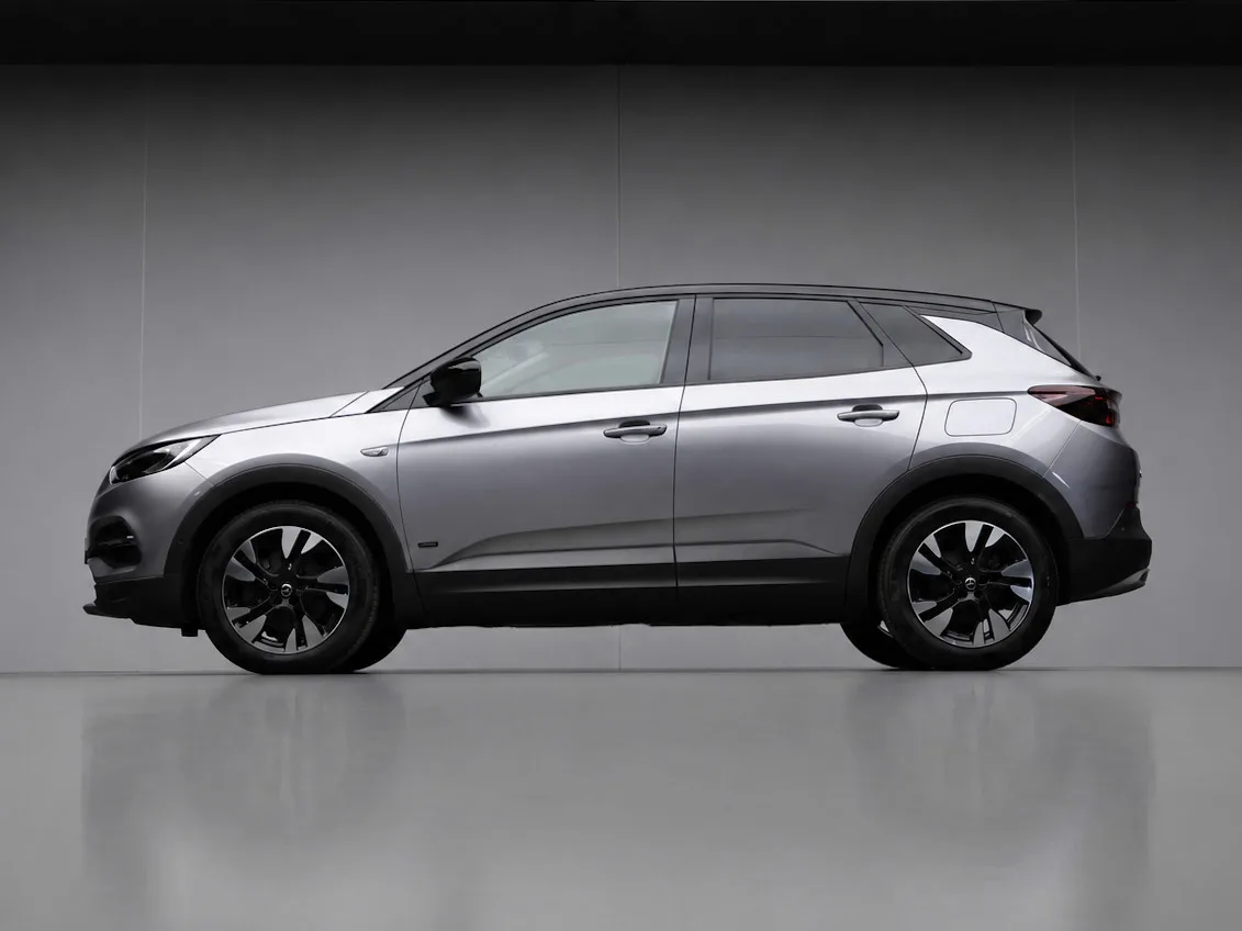 Opel Grandland (2022) — foto 1