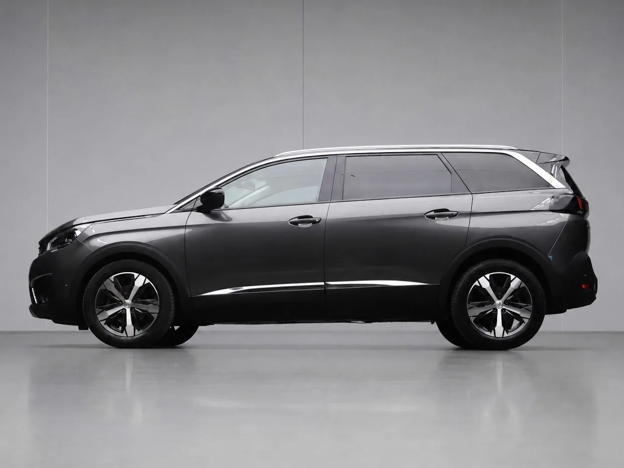 Peugeot 5008 (2020) — foto 1