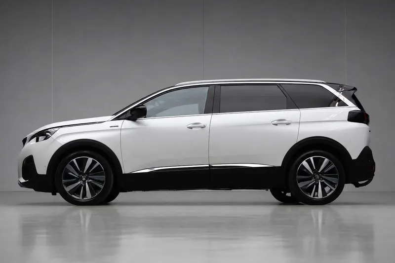 Peugeot 5008 (2017)