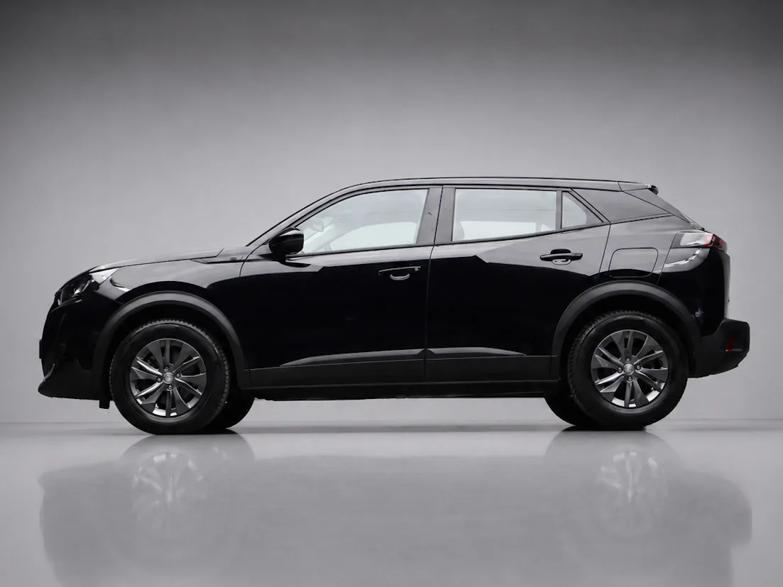 Peugeot e-2008 (2021) — foto 1