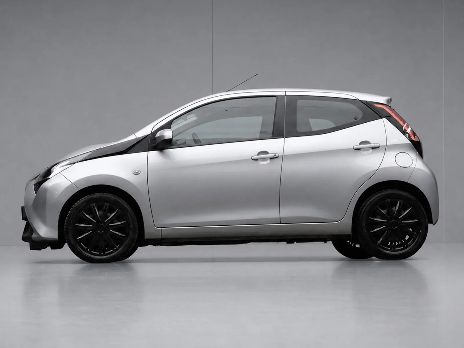 Toyota Aygo (2020) — foto 1