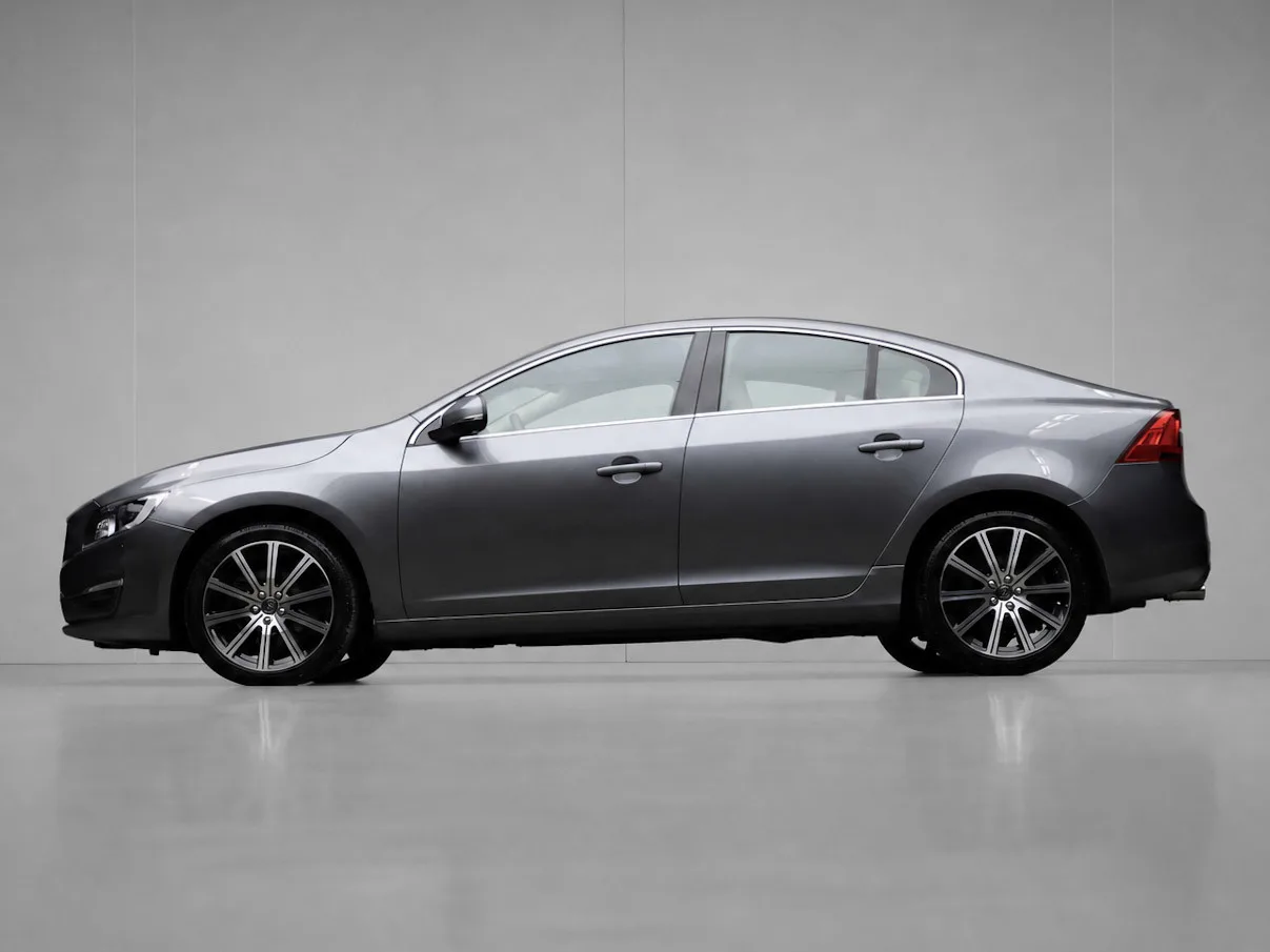Volvo S60 (2016) — foto 1